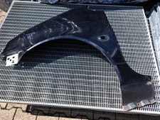 Renault Twingo I C06 Kotflügel vorne links schwarz 7782170227