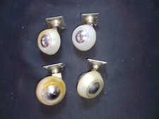4 Möbelräder Räder für Teewagen Servierwagen Restauration Durchmesser 4 cm.
