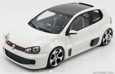 1:18  VW Golf 5 W12