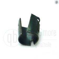 Original VW Bus T3 Klemmhülse Befestigung am Armaturenbrett 251919397