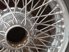 Jaguar Triumph spoke wheel 60
