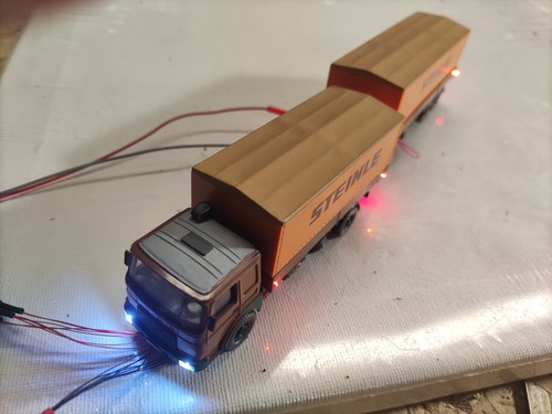 Wunderschöner lkw mit - lkw,