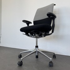 Vitra ID Soft Drehstuhl Drehsessel Bürostuhl Stoff Armlehnen