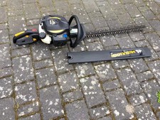 McCulloch Benzin Motor Heckenschere Ergolite 6028 mit Kanister