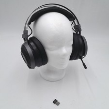 Razer Nari Ultimate: Gaming-Headset mit THX-räumlichem Audio, Kühl-Gel- - Defekt