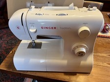 SINGER Tradition 2282