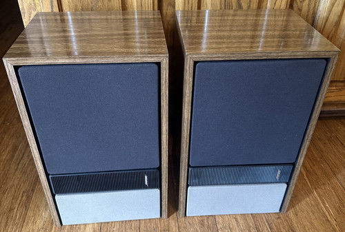 Pair bose 301 series - of, ii