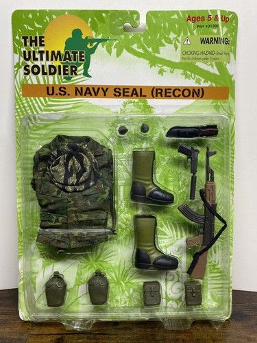 21st century toys ultimate - 21st,