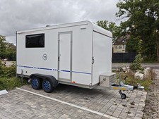 Umgebauten Camping Anhänger  Gesamtgewicht 2,7 T.  Mover. Doppelachser...