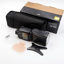 Nikon Speedlight SB-900