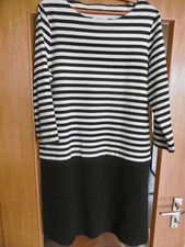 Ahoi: Maritimes Jersey-Kleid