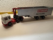 Siku 3723 Mercedes-Benz 2232