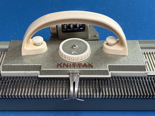 Strickmaschine knittax - strickmaschine,