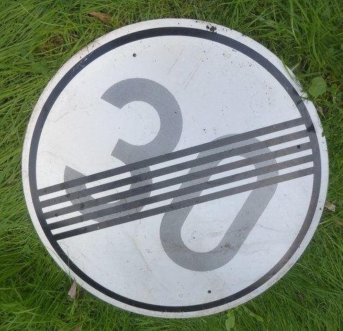 Altes verkehrsschild schild - altes,