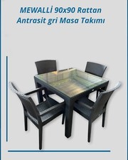 Gartentischmöbel mit