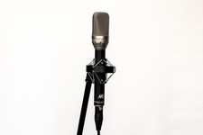 Microtech Gefell MV 692/UM 70 + Neumann EA 25 Großmembran Studio-Set