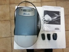 Garagentorantrieb  fürRoll-Tore  + Zahnriemen, Montageanleitung und 3 Handsender