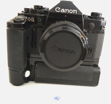 CANON A-1 SPIEGELREFLEXKAMERA; CANON BATTERIEPACK - MOTOR DRIVE MA 1:1.4 (166)