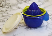 Kleine Rührschüssel 650 ml + Zitruswunder P 11 + P17 (1)