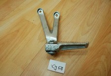 Honda CBR900 RR SC50 Fireblade 02-03 Fußraste hinten links cy58