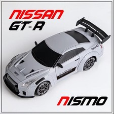 RC Drift Car 1:24 2,4 GHz 4WD Nissan Nismo GTR - Wiederaufladbar