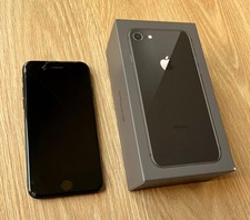 Apple iPhone SE 2.Gen 2020 *