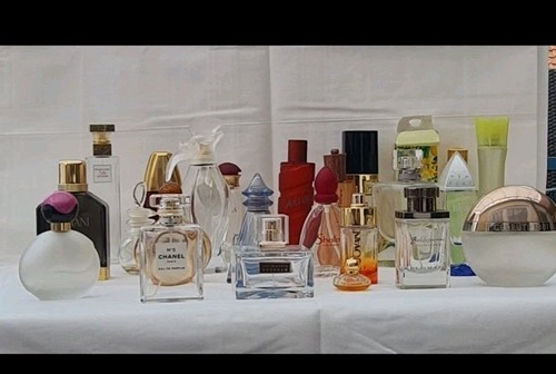 Konvolut leerflaschen parfum - konvolut, leerflaschen,