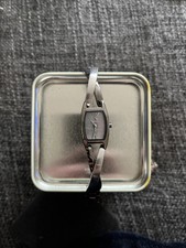 DKNY Damenuhr Uhr mit Gliederarmband In Silber - ohne Batterie