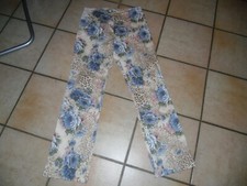 Sehr gut erhaltene modisch geblümte original KARA MAKAN Hose Gr. 42