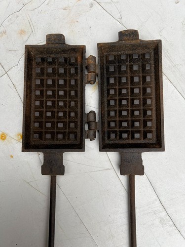 Omas antikes waffeleisen - omas,