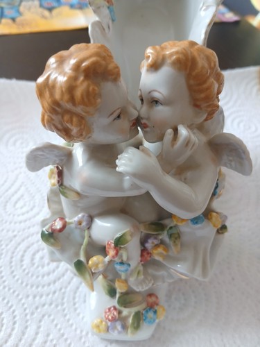 Porzellanfigur putte - porzellanfigur,