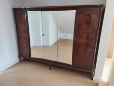 Empire kleiderschrank