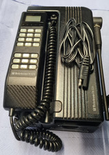 Motorola International 1000 CCUF 2170B GSM Autotelefon – Sammlerst. aus den 90