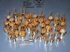 Konvolut Gold Schrott - meist Transistoren - Gold Pins - zu 95% ungebraucht 