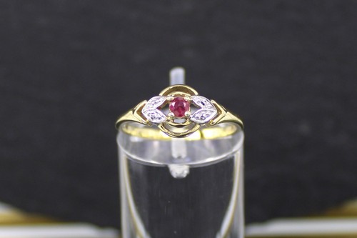 Bicolor rubinring aus - aus, 585er