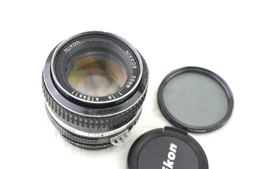 Nikon nikkor 50mm - f/1.4,,