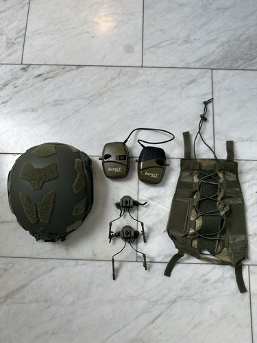 Fast helm mit - fast,