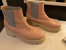 JOLANA & FENENA Chelsea