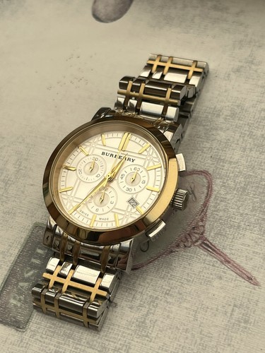 Armbanduhr der marke burberry - der,