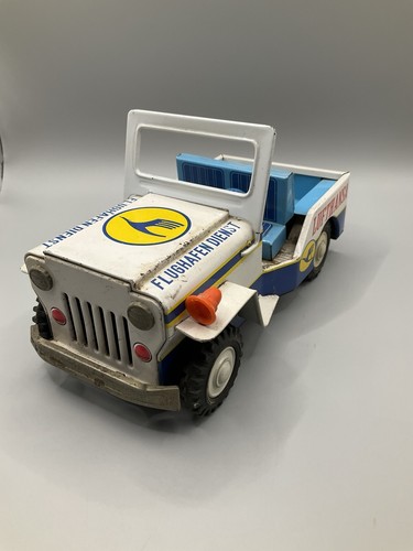 Lufthansa airport jeep - lufthansa, /