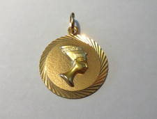 Nofretete Anhänger 750 Gold 5,6 Gramm Ägypten 18 Karat Rosé und Gelbgold Ø 2,5cm