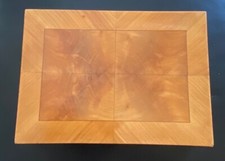 Hübsche antike  Truhe aus