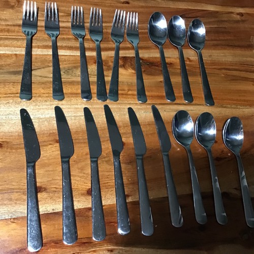 Ikea teilig besteck - 18,