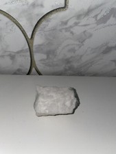 Weißer Baryt  Rohstein