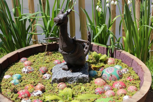 Wasserspeier drache aus - wasserspeier,