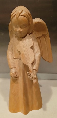 Engel geschnitzt mit - , h