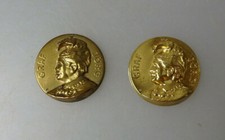 2 gleiche Graf-Jörg-Plaketten