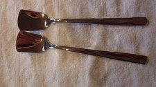WMF 2 Eislöffel, Eisschaufeln, glänzend, glatt, ca. 15,8 cm lang, Serie?