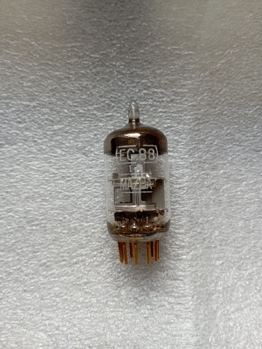 Ec88 mazda tube - ec88, nos