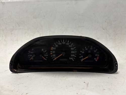 Mercedes w210 tacho - mercedes,